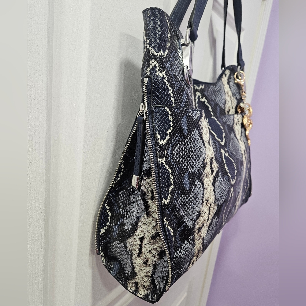 Vince Camuto Emily Snakeskin Tote - Like NEW - Picture 7 of 9